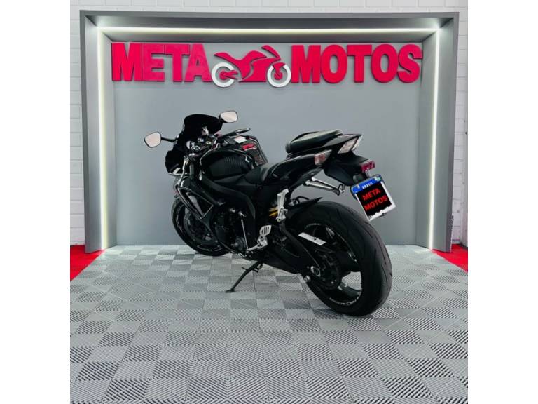 SUZUKI - GSXR - 2008/2009 - Preta - R$ 37.900,00