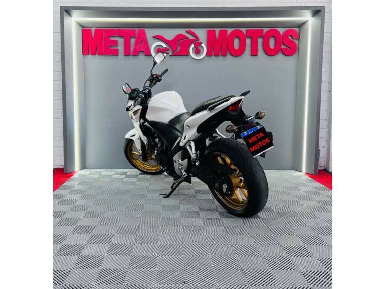 HONDA - CB 500F - 2013/2014 - Branca - R$ 25.900,00