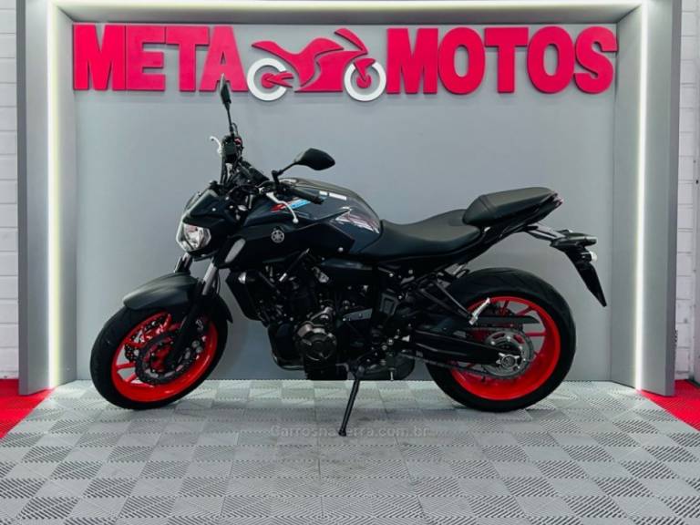 YAMAHA - MT - 2021/2022 - Cinza - R$ 45.900,00