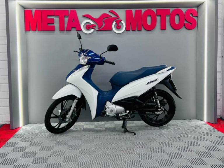 HONDA - BIZ 125 - 2023/2023 - Branca - R$ 17.900,00