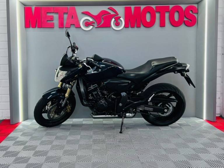 HONDA - CB 600F - 2011/2011 - Azul - R$ 39.500,00