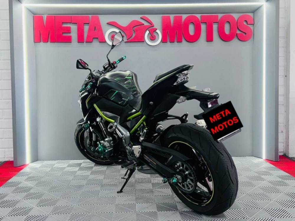 KAWASAKI - Z900 - 2019/2019 - Preta - R$ 49.500,00