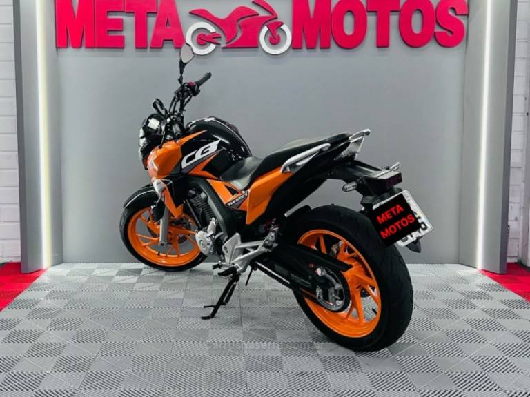 HONDA - CB 250F TWISTER - 2018/2019 - Laranja - R$ 19.900,00