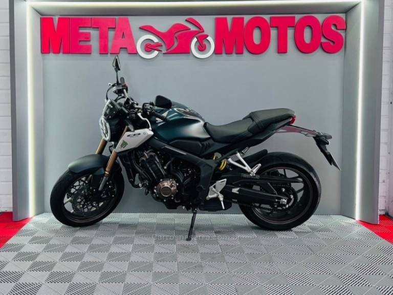 HONDA - CB 650R - 2023/2023 - Verde - R$ 56.900,00