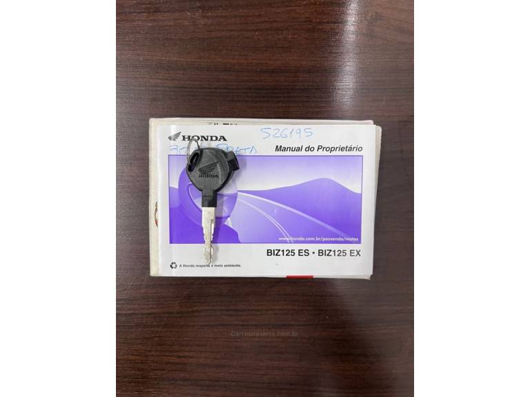 HONDA - BIZ 125 - 2013/2014 - Preta - R$ 12.300,00