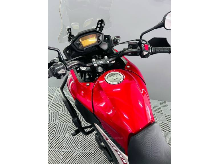 HONDA - CB 500 - 2018/2018 - Vermelha - R$ 37.900,00