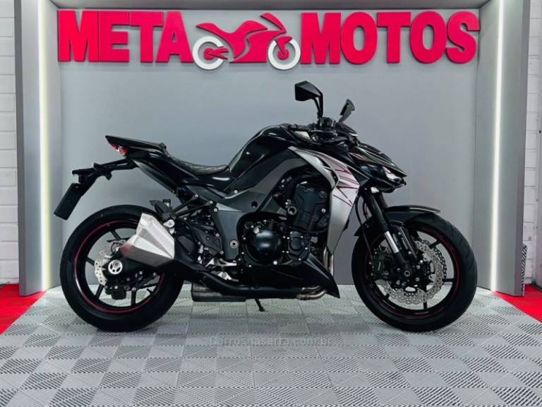 KAWASAKI - Z-1000 - 2020/2020 - Preta - R$ 61.900,00