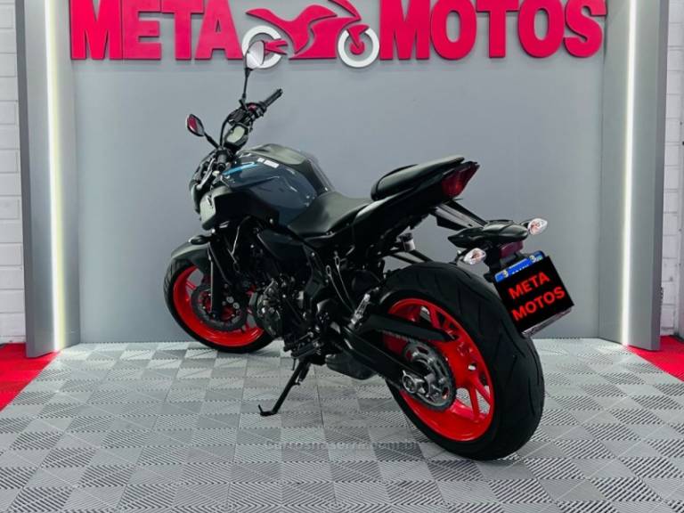 YAMAHA - MT - 2021/2022 - Cinza - R$ 45.900,00