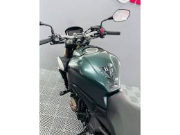 HONDA - CB 650R - 2023/2023 - Verde - R$ 56.900,00