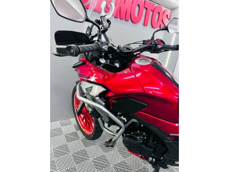 HONDA - CB 500 - 2021/2021 - Vermelha - R$ 42.900,00
