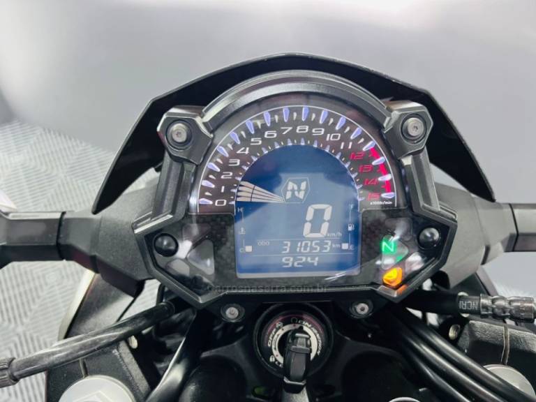KAWASAKI - Z400 - 2020/2020 - Cinza - R$ 27.900,00