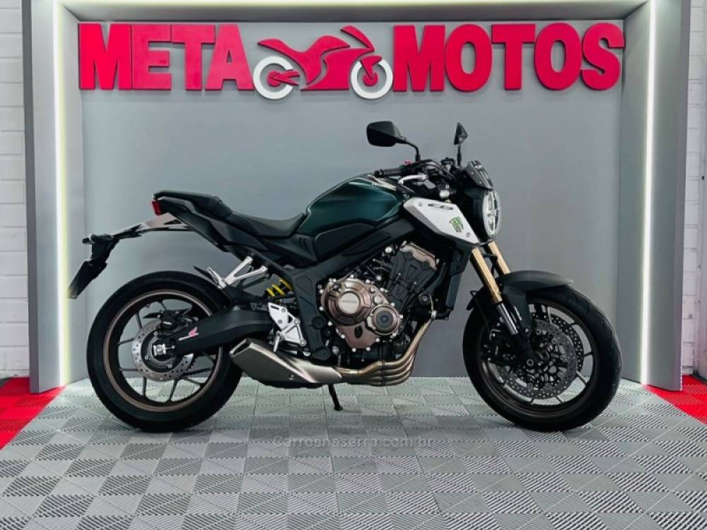 HONDA - CB 650R - 2023/2023 - Verde - R$ 56.900,00