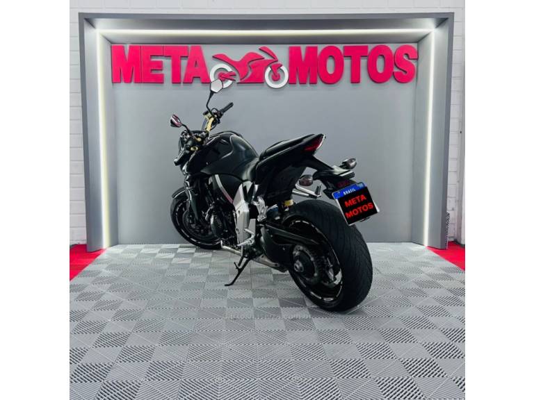 HONDA - CB 1000R - 2015/2015 - Preta - R$ 53.900,00