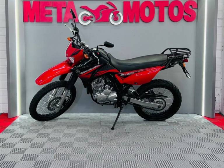 YAMAHA - XTZ 250 - 2006/2007 - Vermelha - R$ 12.900,00