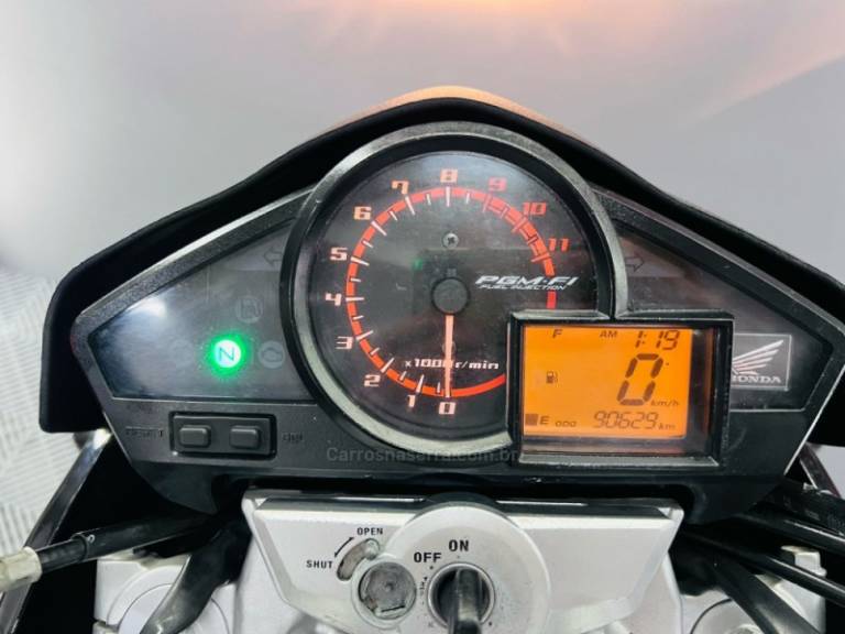 HONDA - CB 300R - 2013/2013 - Preta - R$ 14.900,00