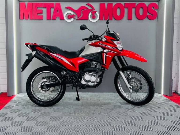 HONDA - NXR 160 - 2022/2023 - Vermelha - R$ 21.500,00
