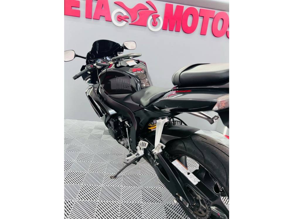 SUZUKI - GSXR - 2008/2009 - Preta - R$ 37.900,00