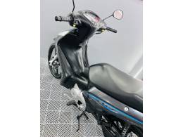 HONDA - BIZ 125 - 2017/2017 - Cinza - R$ 14.900,00
