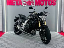 HONDA - CB 1000R - 2015/2015 - Preta - R$ 53.900,00