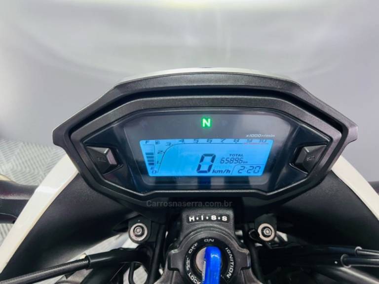 HONDA - CB 500F - 2013/2014 - Branca - R$ 25.900,00