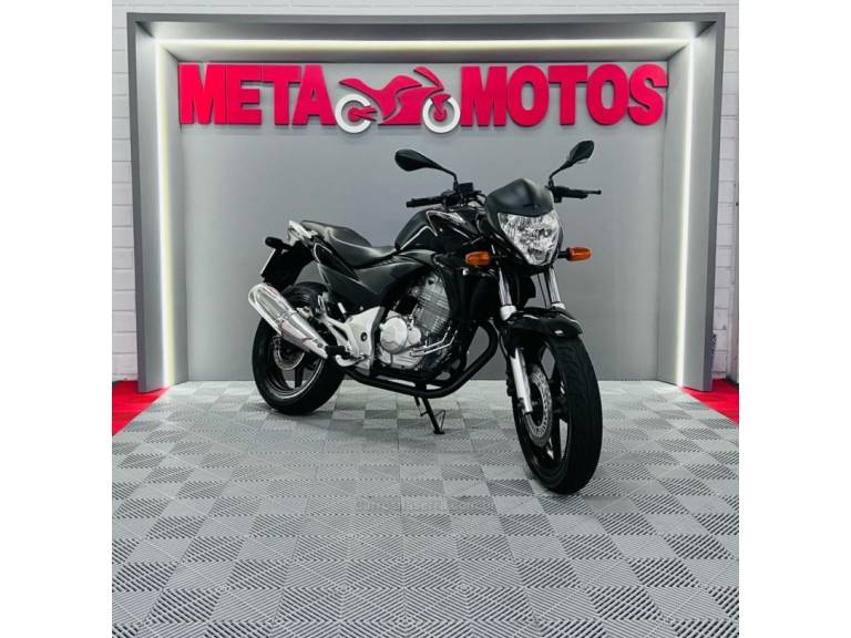HONDA - CB 300R - 2013/2013 - Preta - R$ 14.900,00