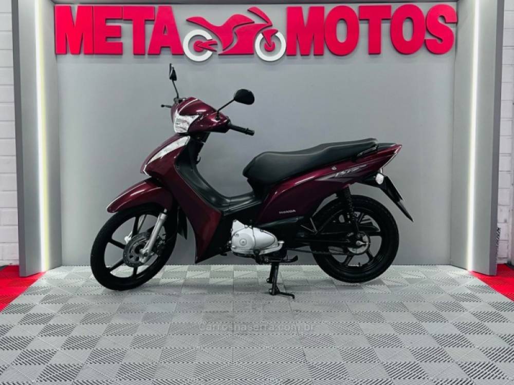 HONDA - BIZ 125 - 2012/2012 - Vermelha - R$ 12.900,00