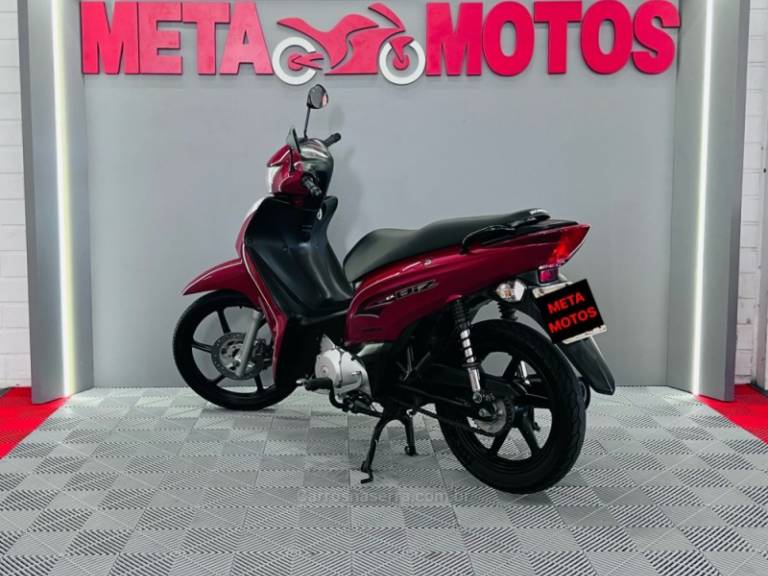 HONDA - BIZ 125 - 2012/2013 - Vermelha - R$ 13.700,00
