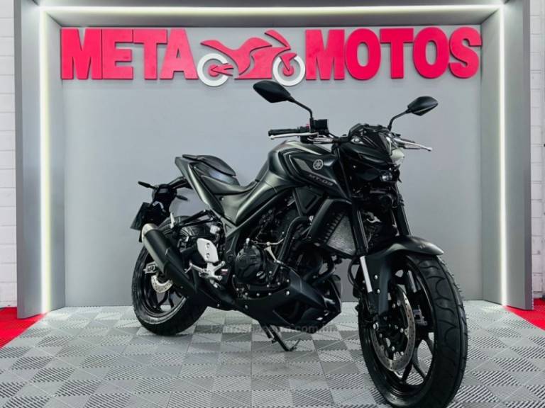 YAMAHA - MT - 2022/2023 - Preta - R$ 31.500,00