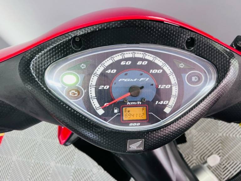 HONDA - BIZ 125 - 2010/2010 - Vermelha - R$ 10.900,00