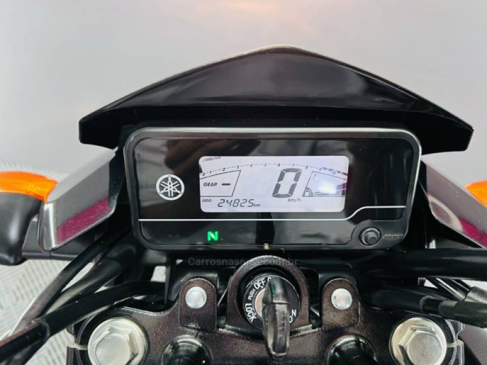 YAMAHA - FACTOR YBR - 2023/2024 - Preta - R$ 16.900,00